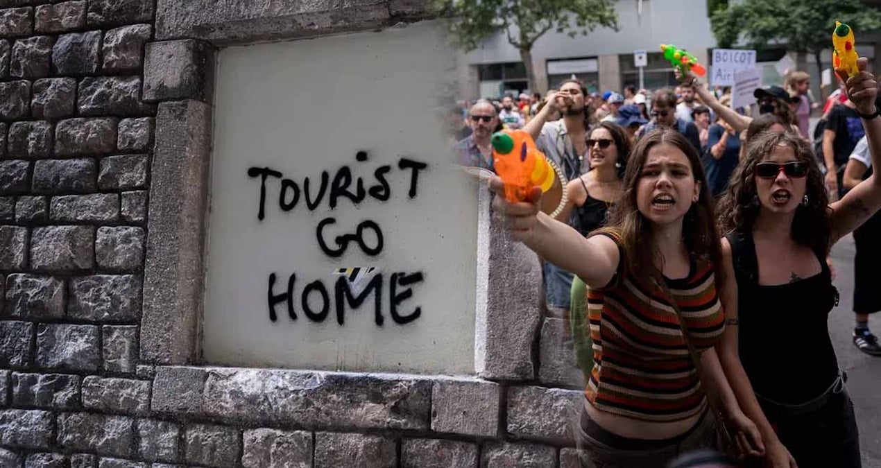 ulkedeki protestolar had safhaya ulasti turistlere tahammul kalmadi gordukleri yerde su sikiyorlar 8T4a8Ici