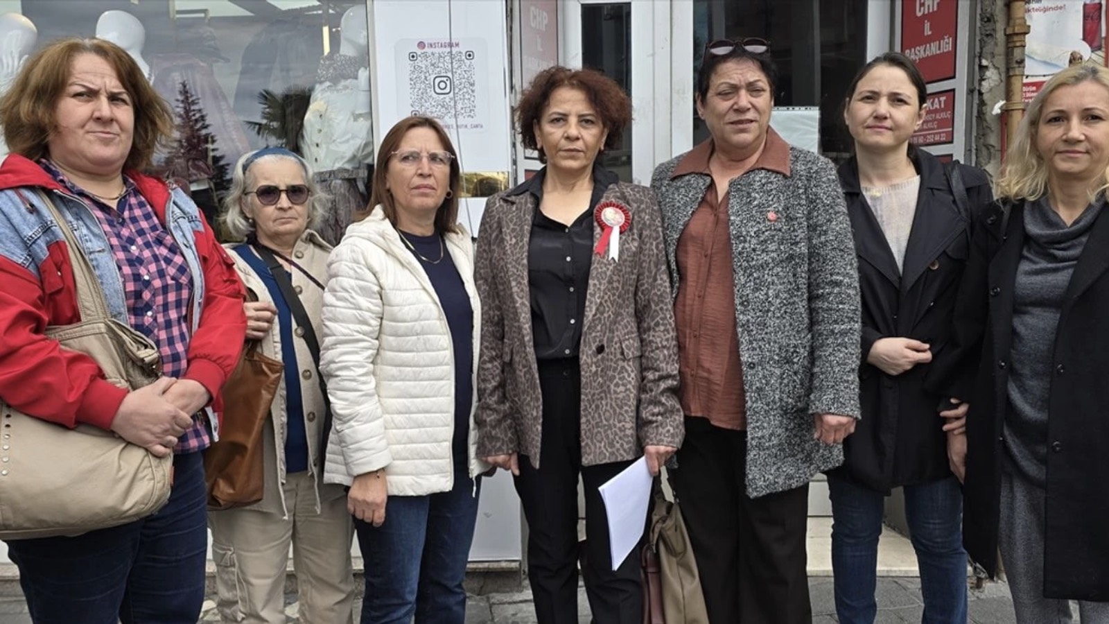 chp zonguldak merkez ilce kadin kollari baskani sekme ve 9 yonetici istifa etti 1XcnmF7z.jpg