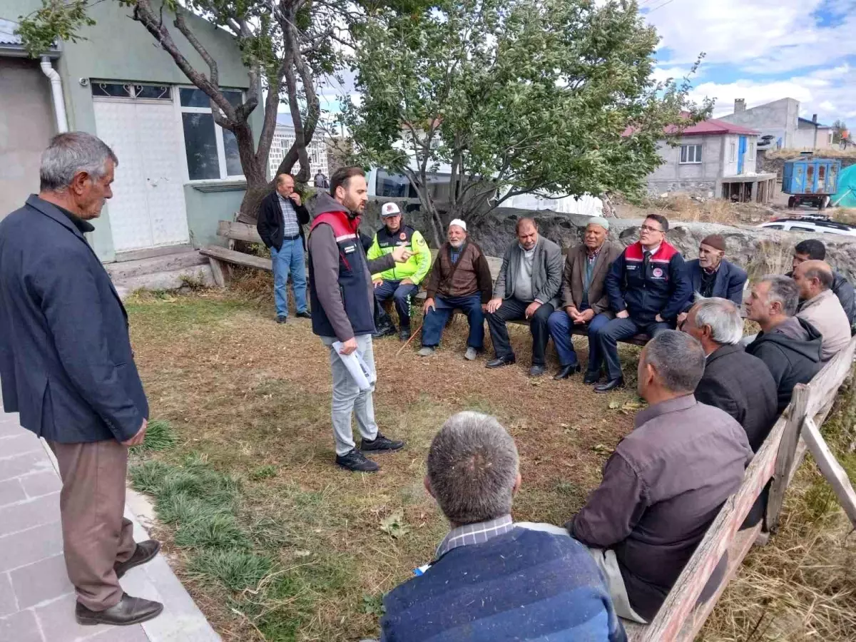 karsta ciftcilere kuraklik ve iklim degisikligi egitimi VMXftS3m