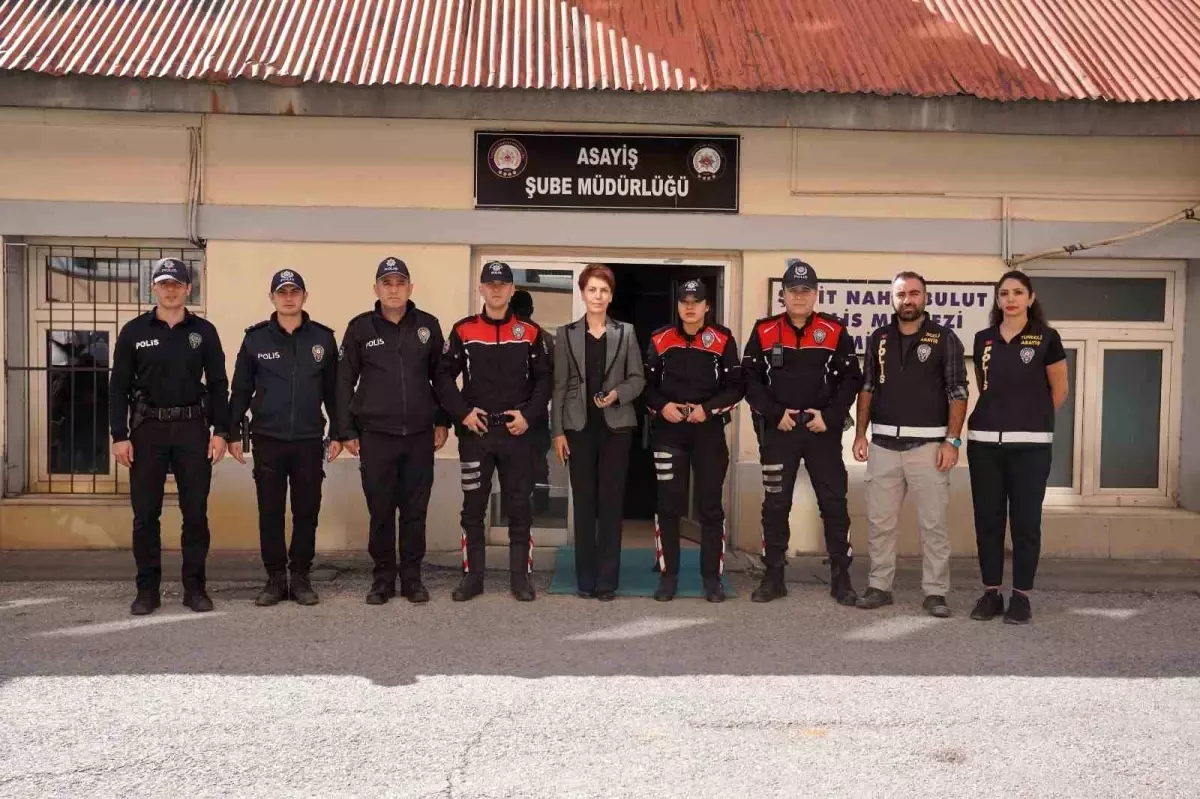 tuncelide ilk kadin asayis sube muduru atandi Nyv2htPg.jpg