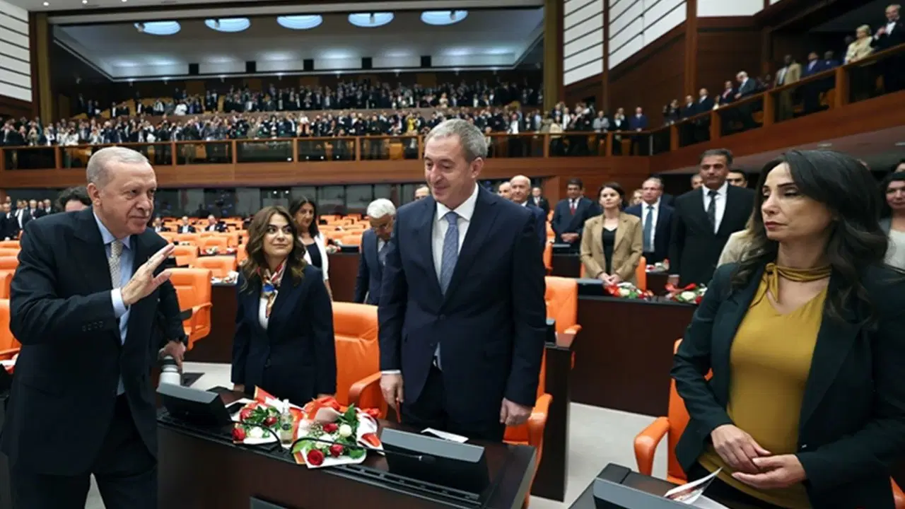 dem partiden meclise 4 kasim onergesi FOd6fSxV.jpg