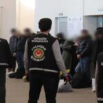 gumrukler-muhafaza-ekipleri-233-kacak-araca-el-koydu-PdT1RmTD